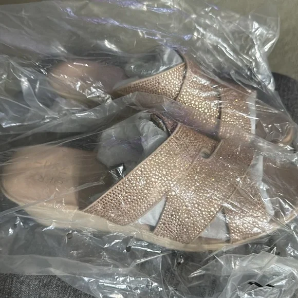 Naturalizer Rowena 2 Wedge Heel w/Rhinestones - 854-181 - Picture 6 of 7